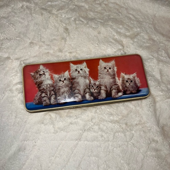 Adorable Vintage Pretty Kitty Tin Can - Picture 10 of 12